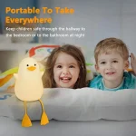 چراغ خواب سیلیکونی مدل اردک کلاه‌دار | Duck Night Light - تصویر 3